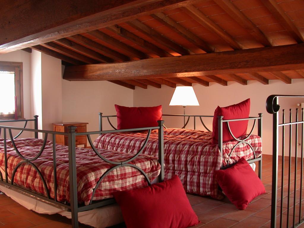 La Colombaina Volterra Room photo